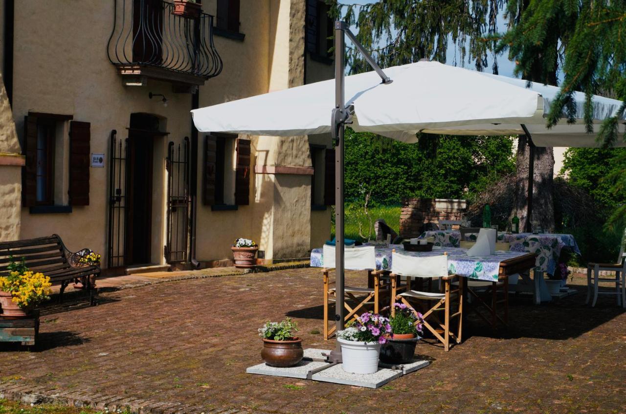B&B Fetonte Crespino Esterno foto