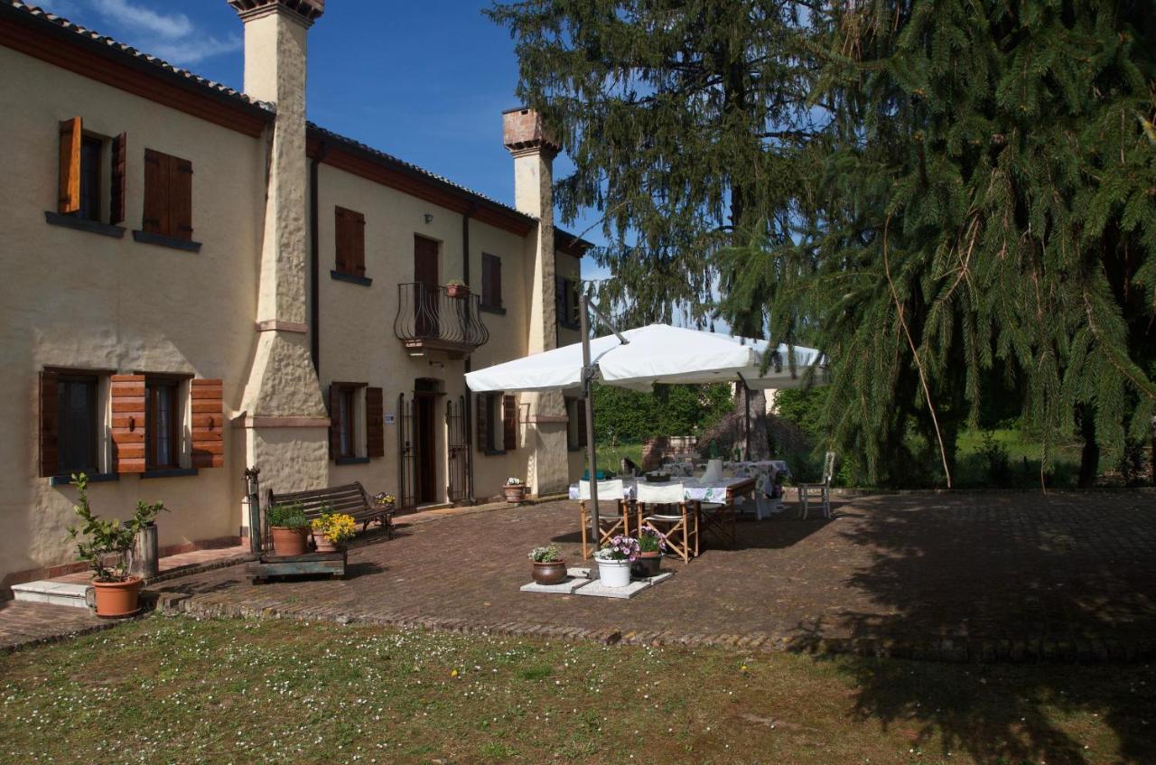 B&B Fetonte Crespino Esterno foto