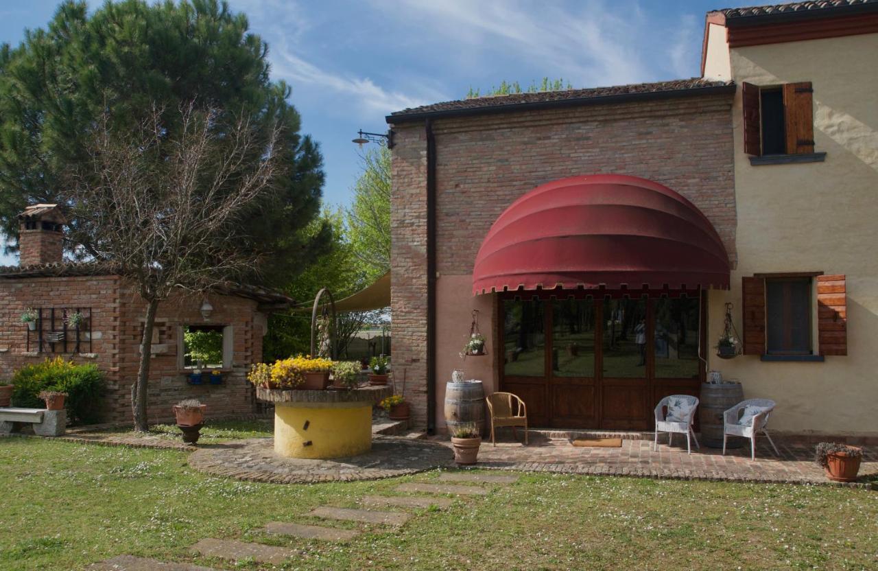 B&B Fetonte Crespino Esterno foto